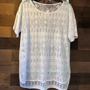 Chicos’ Elegant White Lace Blouse